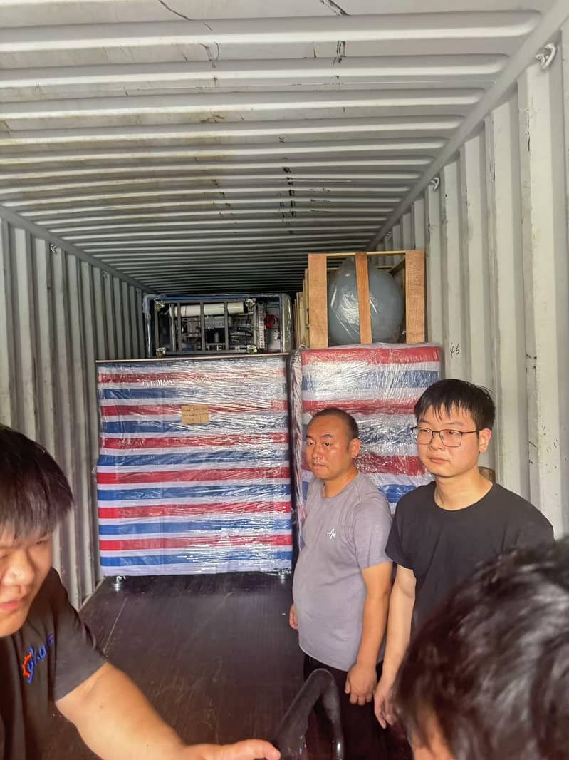 pet blow machine

                                                            alt=