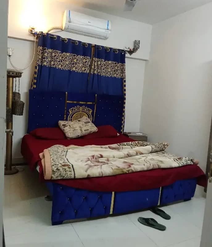 Two bedroom phr day short Time apartment available bahria twon

                                                            alt=