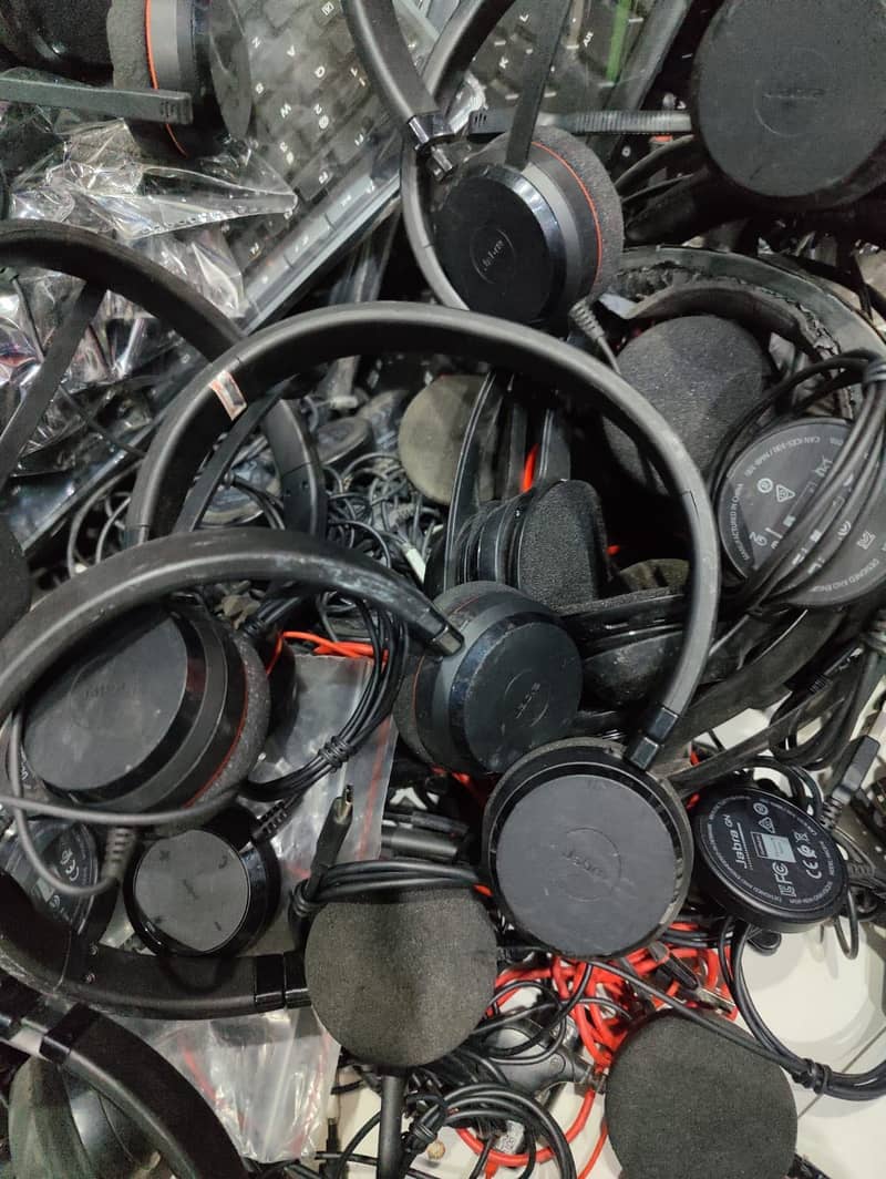 Jabra

                                                            alt=