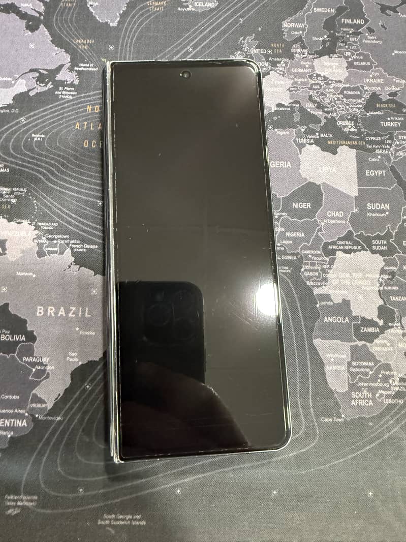 Samsung Z Fold 4 official PTA approved dual physical

                                                            alt=