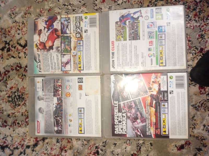playstation 3 disc FIFA13, PES10, F1 2011,STREET FIGHTER4

                                                            alt=