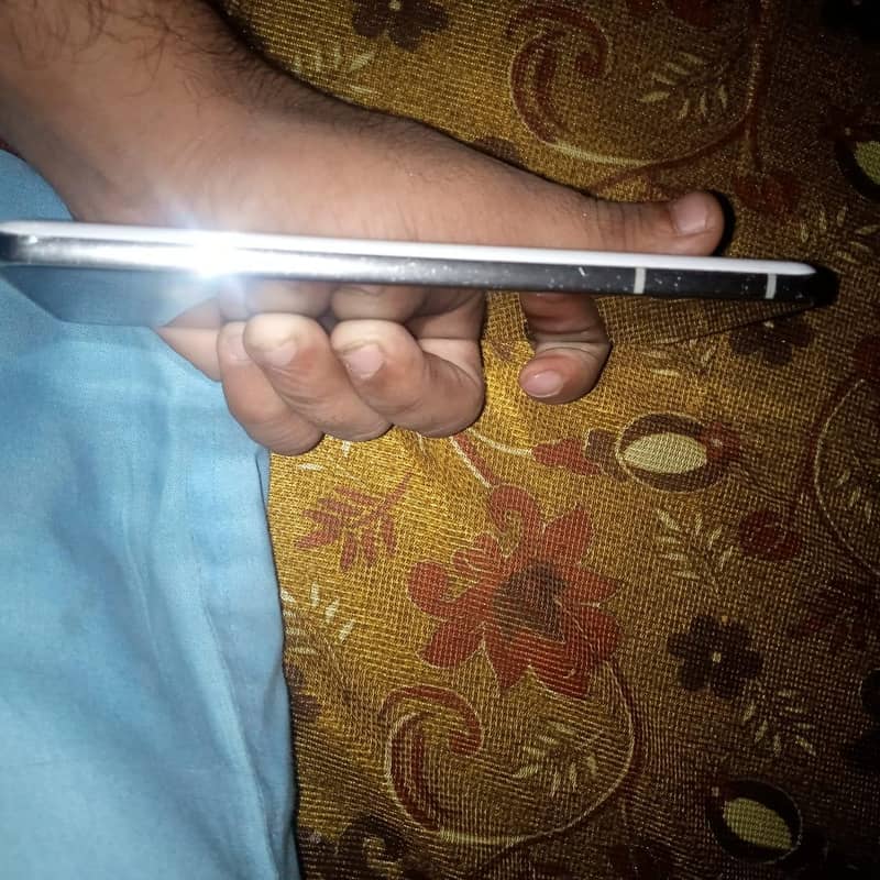 samsungs21 non pta

                                                            alt=