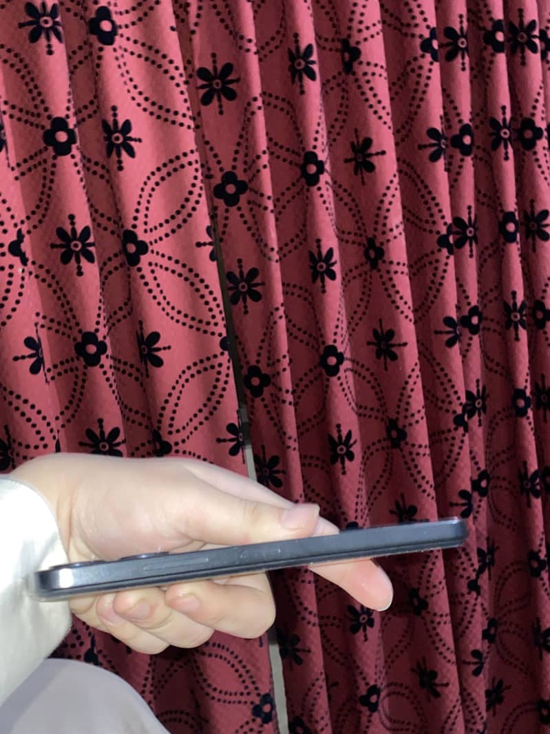 Villaon v40s duel sim pta approved

                                                            alt=