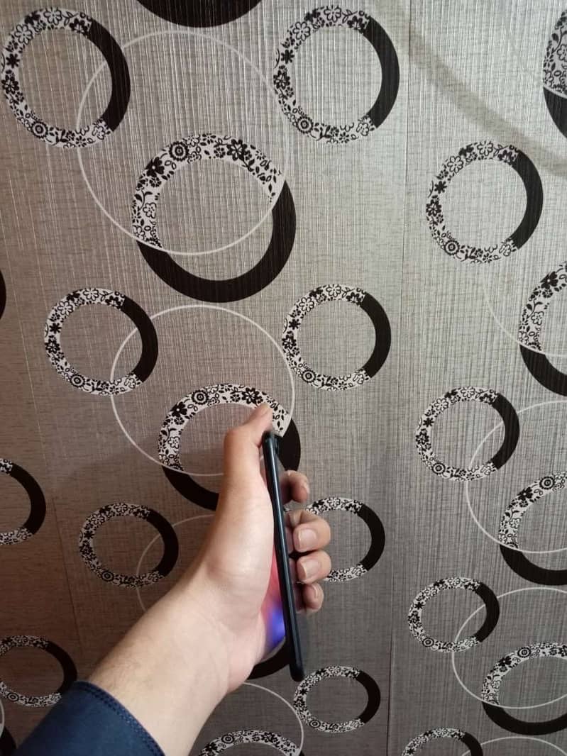 Iphone SE third generation best for everything

                                                            alt=