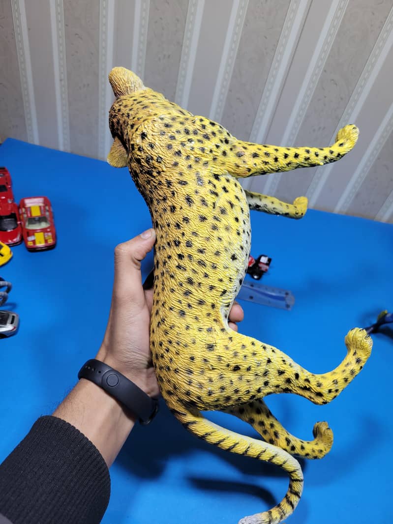 Big size animal Fig

                                                            alt=