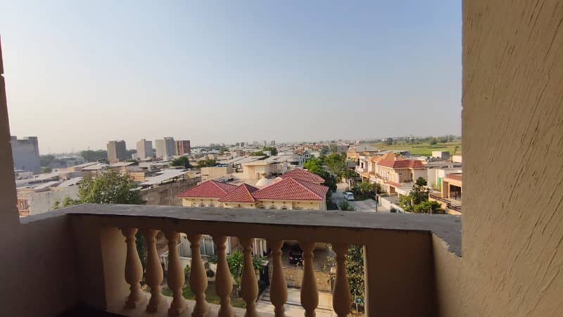 2 bed Brand New Fully Luxury Apartment In For Rent In Phase 8 Ex Air Avenue DHA Lahore

                                                            alt=