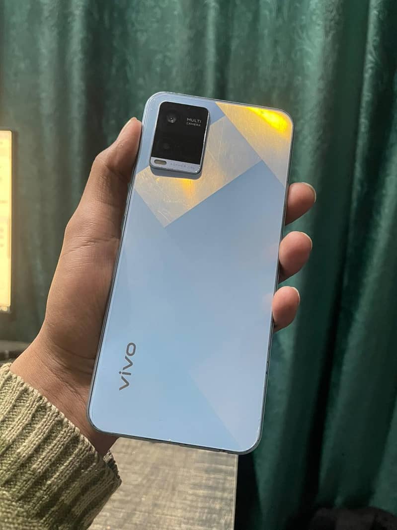 vivo y21  for sale

                                                            alt=