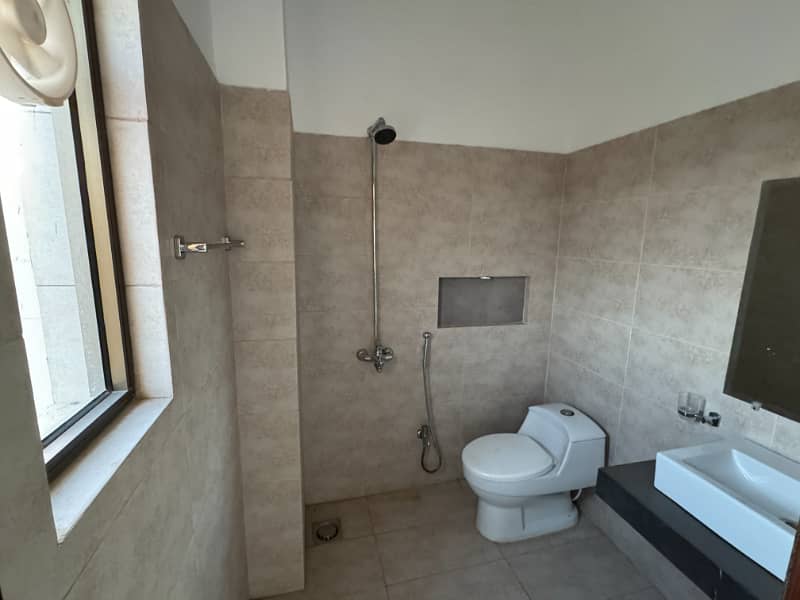 125 Sq Yd Ready-to-Move Luxury Villa For Sale Precinct 11B, Bahria Town Karachi A+ Construction | 3 Bedrooms, Drawing, Dining, TV Lounge & American Kitchen 10 Min from Main Gate | Near Park, Mosque, Schools & Commercial.

                                                            alt=