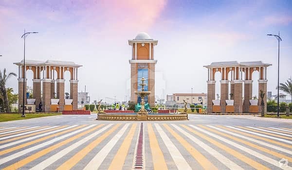 5,7 MARAL Plot For Sale Model City 2 main Satiana Road Faisalabad reasonable price

                                                            alt=