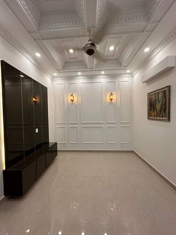 3 Years Installment Plan Luxury 5 Marla Brand New House In Park View City Lahore

                                                            alt=