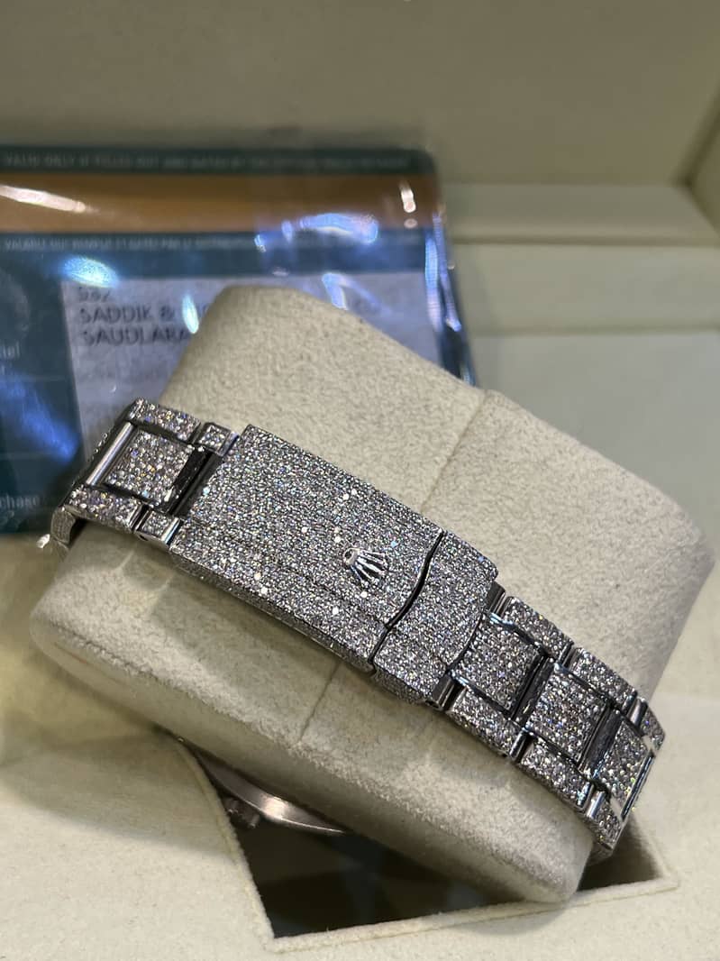 Rolex 116300 After setting

                                                            alt=