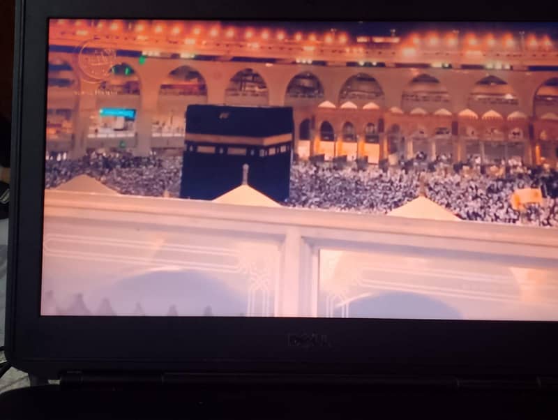 Core i7

                                                            alt=