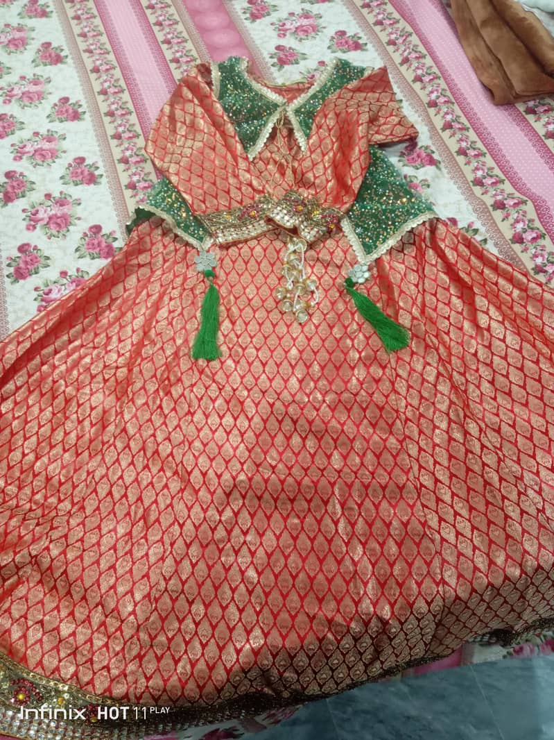 Maxi and kotti

                                                            alt=