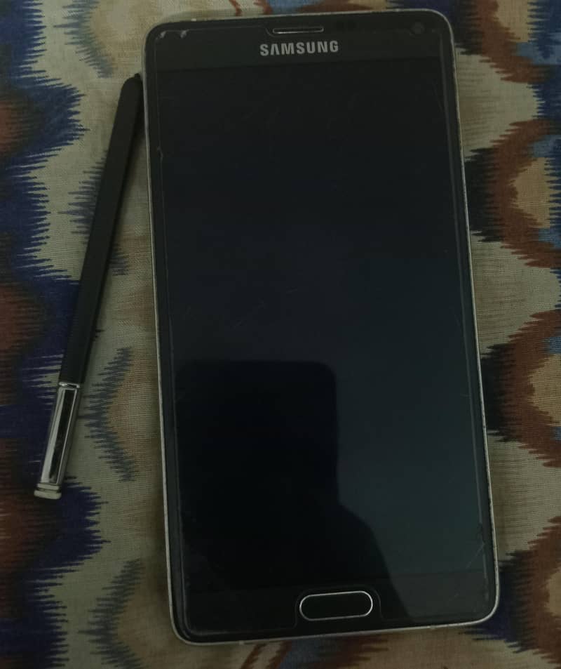 Sumsang Glaxy note-4 (old is gold)

                                                            alt=