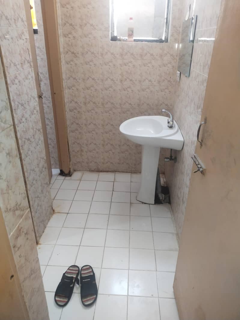 Room for Rent G-11/3, PHA Apartments

                                                            alt=