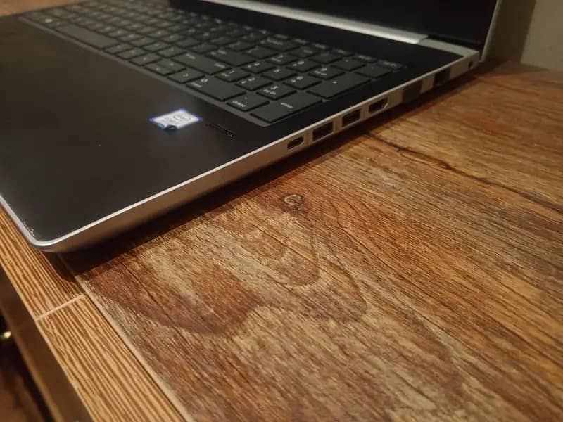 Hp ProBook 450 G5 Intel core i5-8gen 8 GB Ram

                                                            alt=