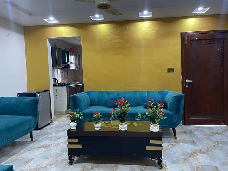 Daily basis short stay   apartment flats room  for rent

                                                            alt=