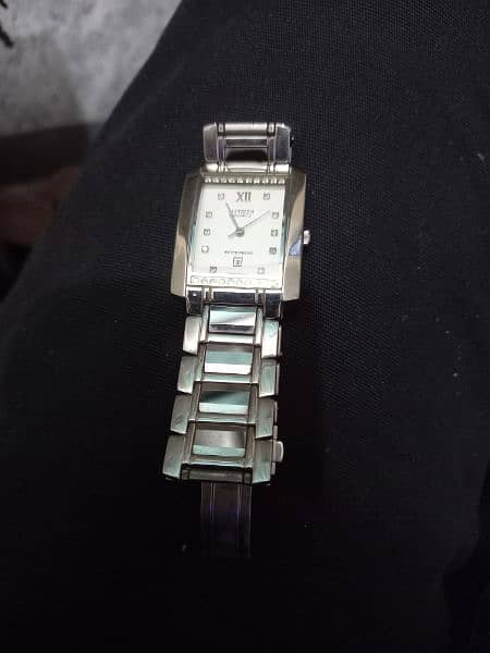 Original Citizens Japan Movt water resist watch Genuine

                                                            alt=