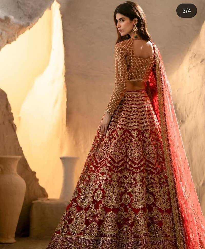 MaryumNMaria Bridal lehenga/Party Wear

                                                            alt=