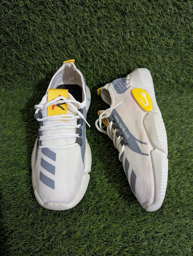 AZAD SHOES HUB 

                                                            alt=