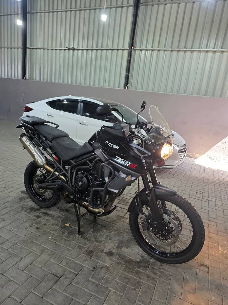 Triumph Tiger 800 XCX adventure Bike Model 2014

                                                            alt=