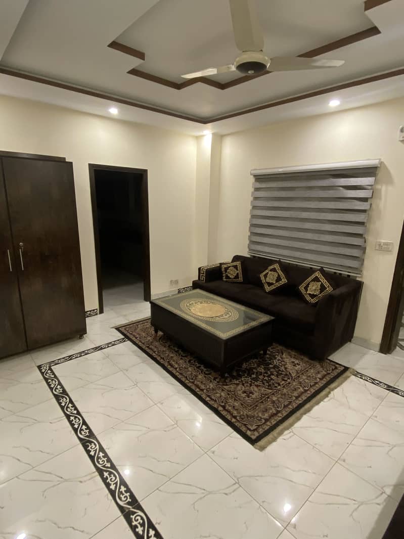 INDEPENDENT FURNISHED FLATS AVAILABLE AT REASONABLE PRICE

                                                            alt=