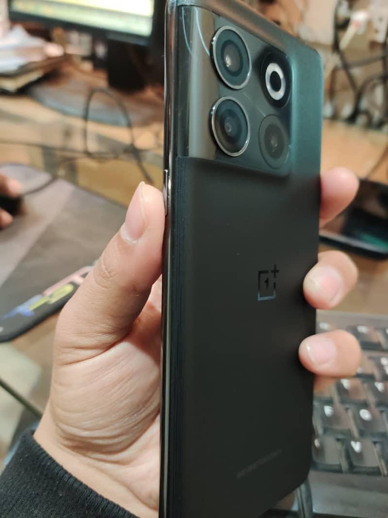 OnePlus 10t non pta only kit

                                                            alt=