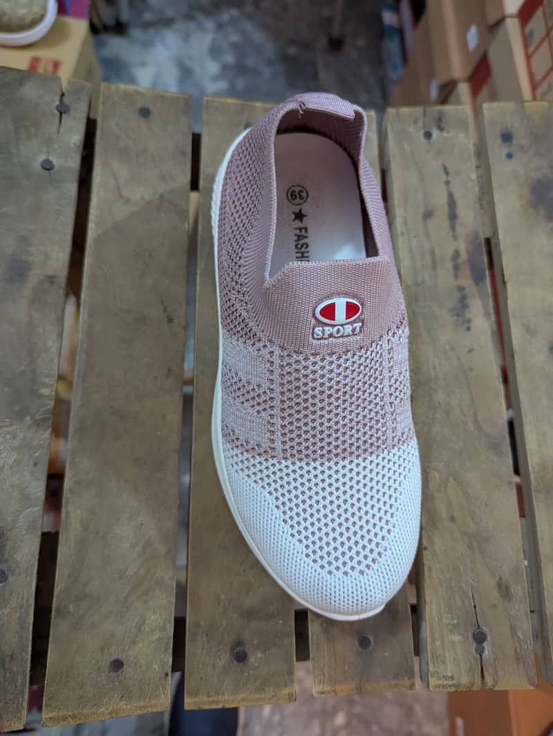 Original Branded Shoes Nike Adidas Skechers | Men & Women | Best Price

                                                            alt=