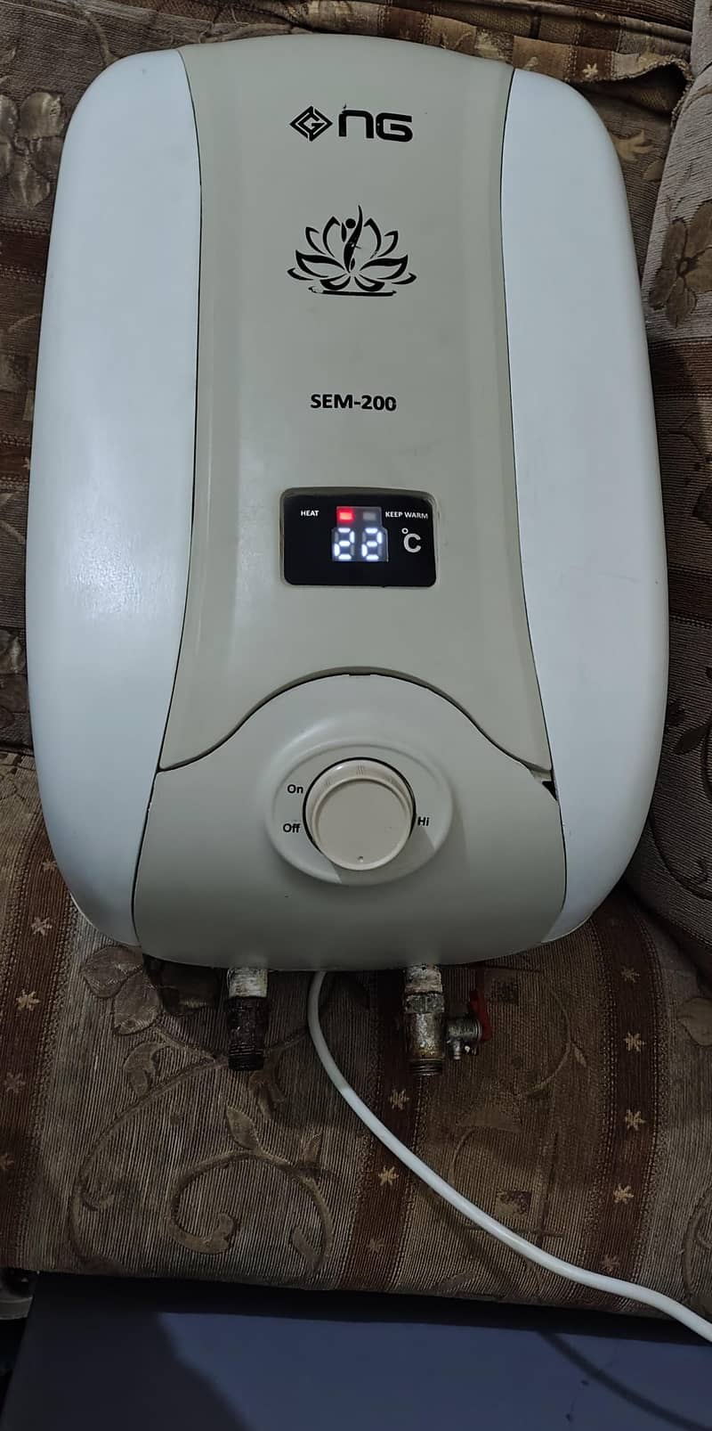 NASGAS INSTANT WATER HEATER  20Litr.    Good Condition

                                                            alt=