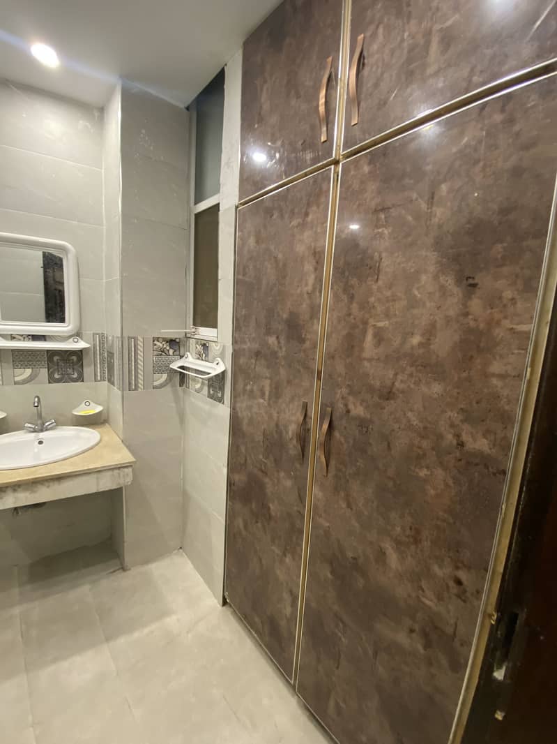 FULLY FURNISHED APARTMENTS AVAILABLE FOR RENT

                                                            alt=