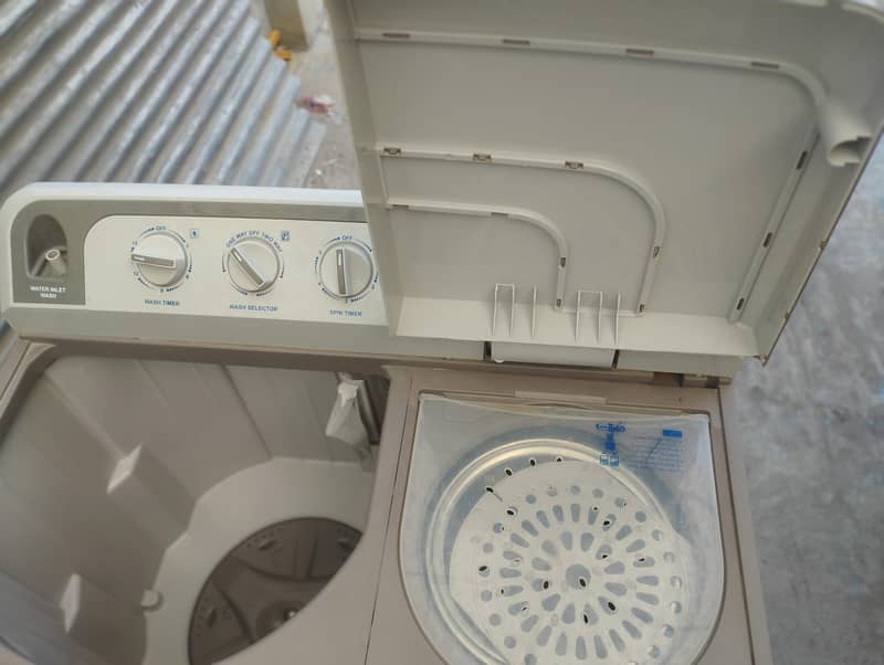 super asia washing machine SA. 280

                                                            alt=