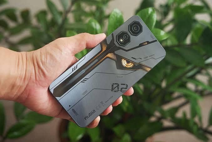 ZTE Nubia 2 5G Powerfully Gaming device

                                                            alt=