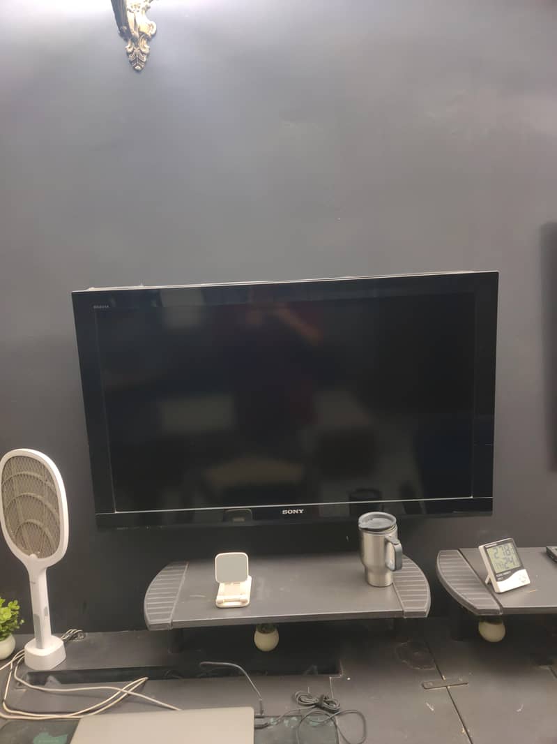 Sony Bravia 43 inches original Japan  not android not smart

                                                            alt=