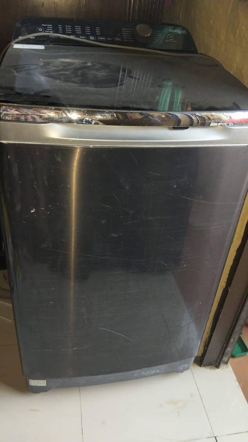 Haier washing machine in running condition

                                                            alt=