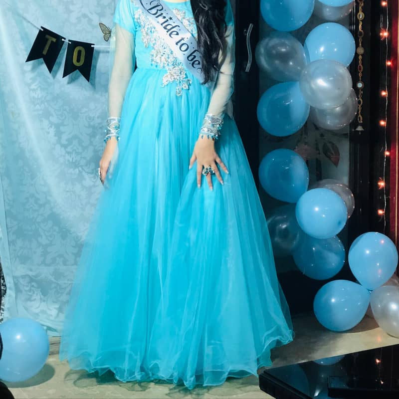 best for part wear and bridal shower

                                                            alt=