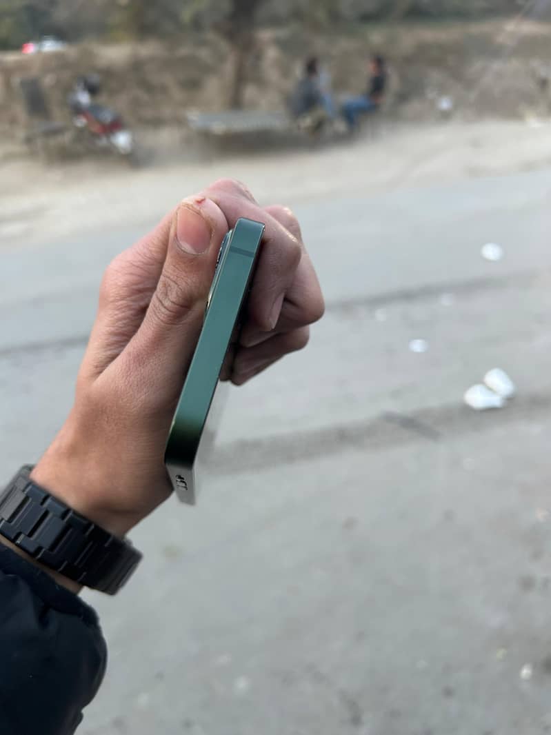 iphone 13 256GB PTA APPROVED

                                                            alt=