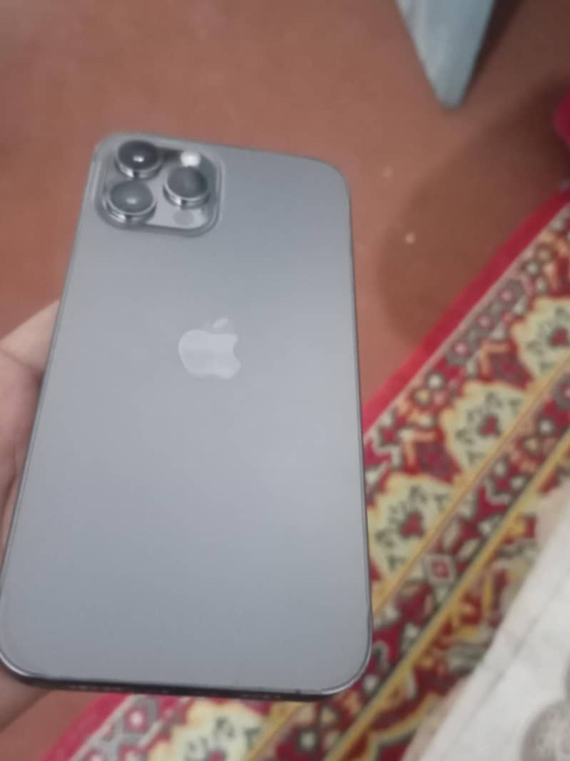 iphone 12 pro max 256 Good condition

                                                            alt=