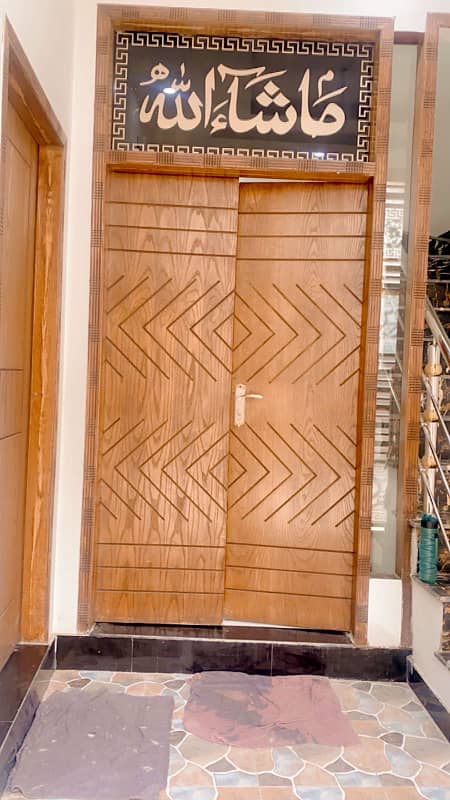 3 Marla Triple Story House For Sale In Cavalry Extension

                                                            alt=