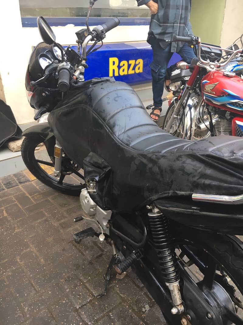 Yamaha YBR 125 2022, 12000 KM driven

                                                            alt=