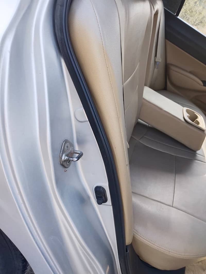 Honda Civic VTi Oriel Prosmatec 2009

                                                            alt=