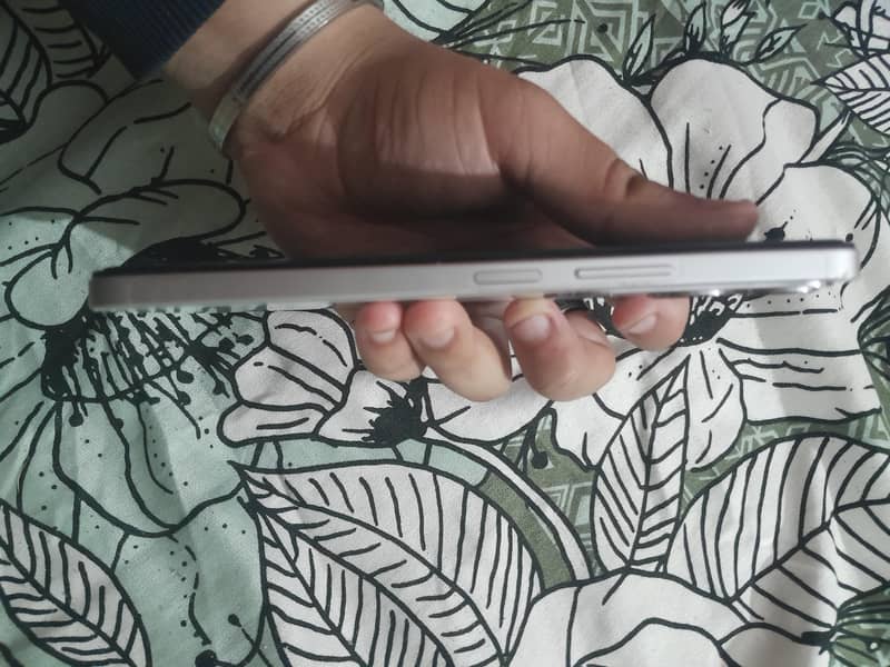 vivo y19s

                                                            alt=