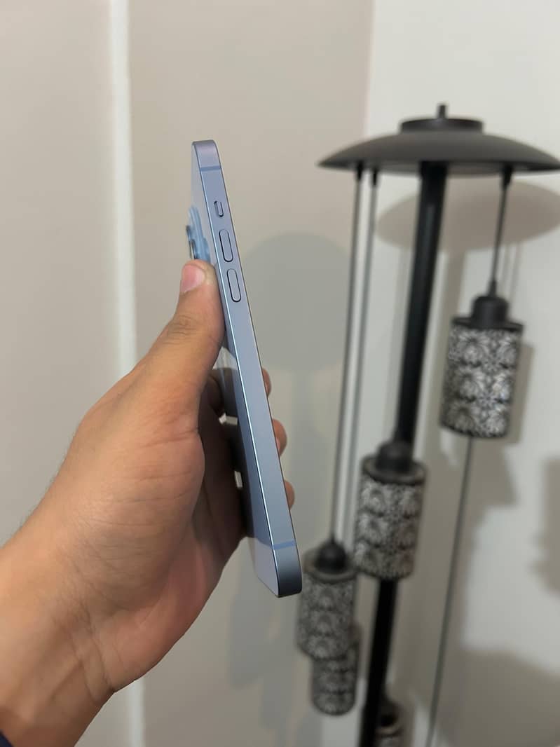 iphone 14 plus 256gb brand new

                                                            alt=