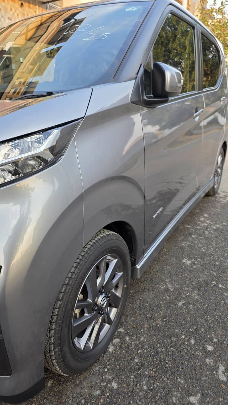 Nissan Days Highway Star Pro Pilot

                                                            alt=