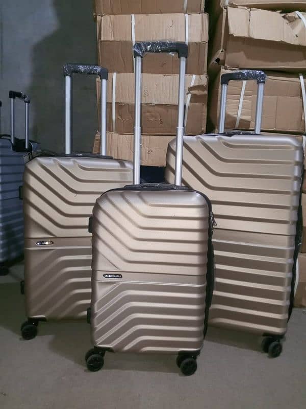 Sonada Luggage - Travel bags - 20+24+28 - flexible fiber - HARD CASE

                                                            alt=