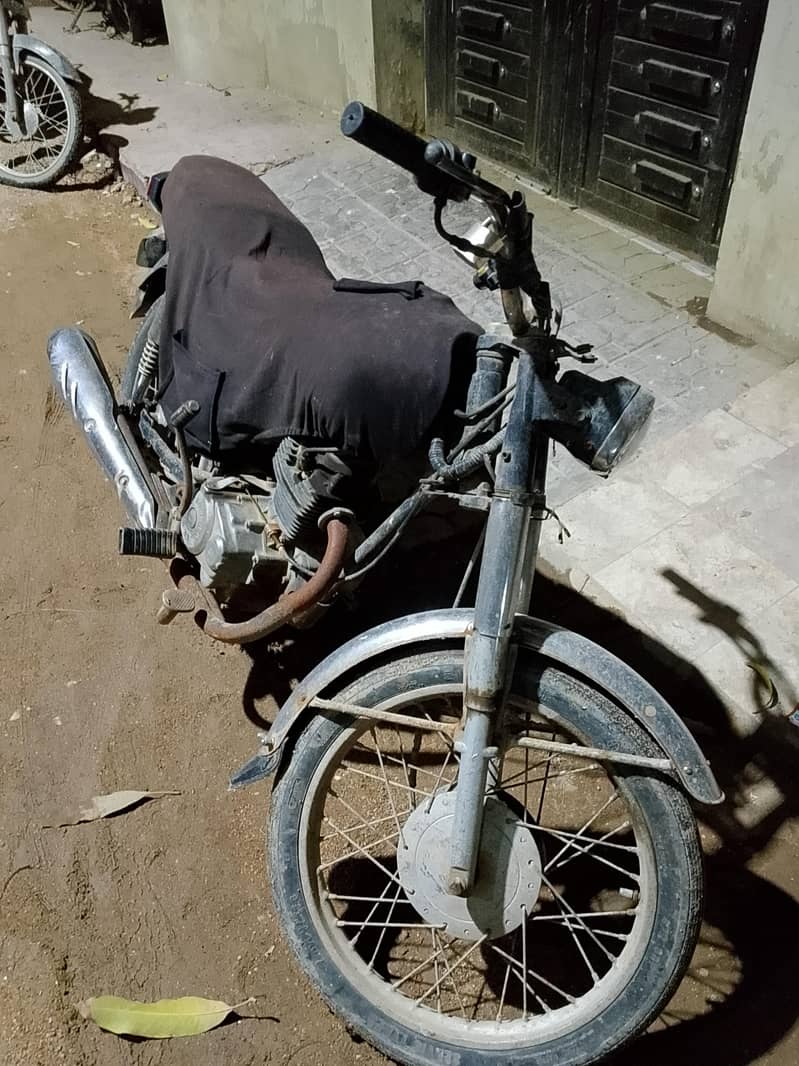 super power 125 2012 model

                                                            alt=