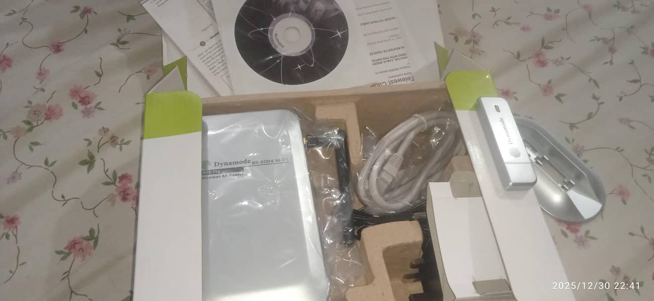 WiFi & Usb box pack  uk

                                                            alt=