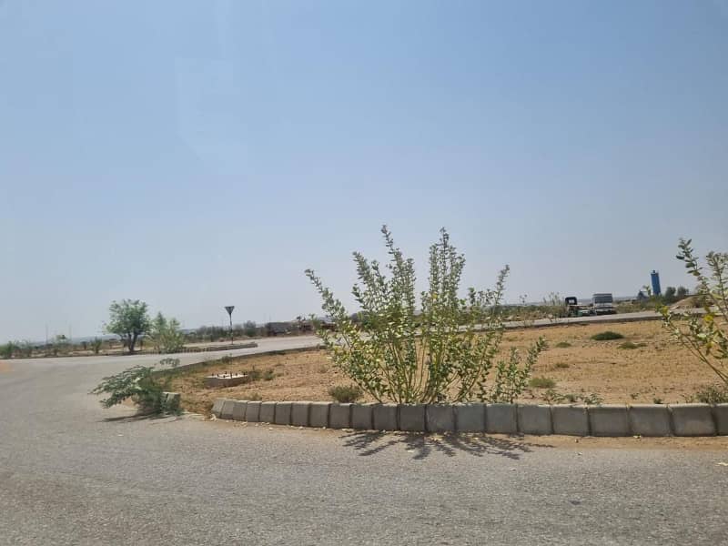 DHA CITY SECTOR 3C 200 YARD PLOT FOR SALE

                                                            alt=