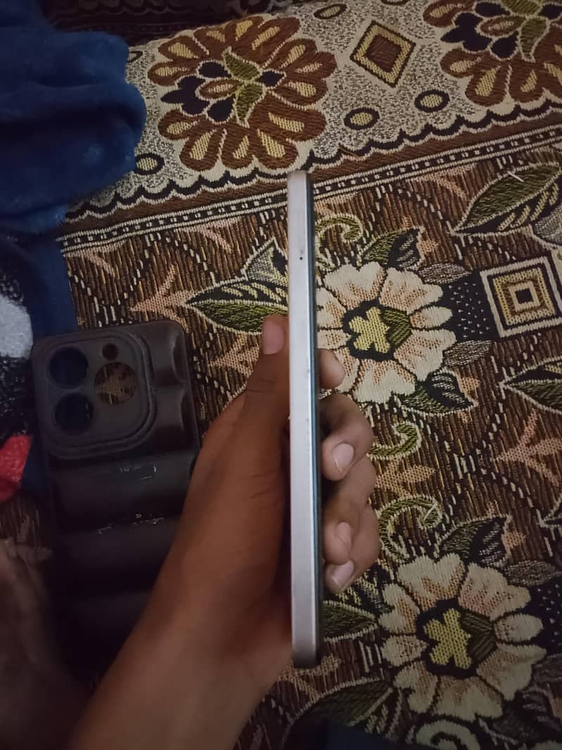 Infinix smart 8

                                                            alt=