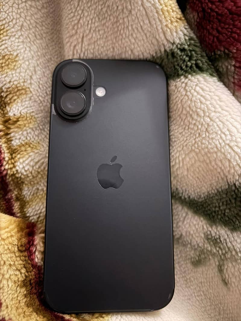 I phone 16 jv 128 gb

                                                            alt=