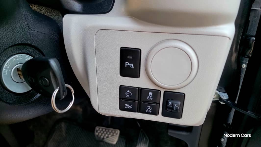 TOYOTA PIXIS XSAIII 2022

                                                            alt=